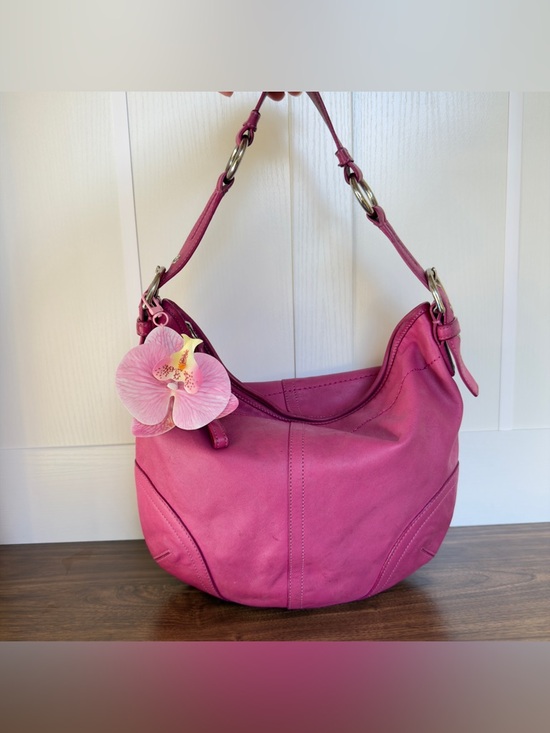 Coach Handbags - Coach Hobo Top Zip Raspberry Leather Hobo Shoulder Bag